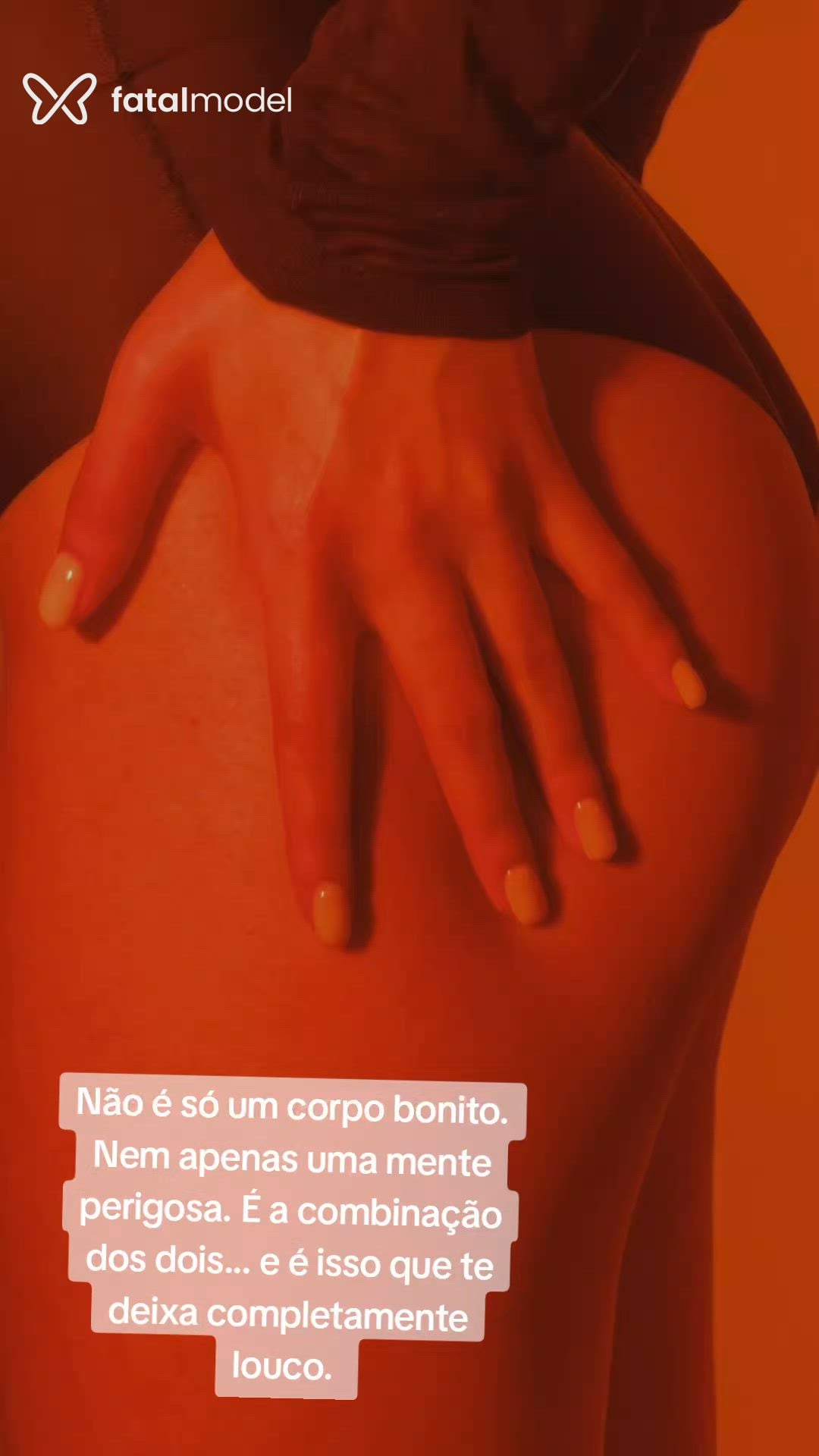Acompanhante mulher com cabelo castanho de olhos pretos - Lupita Ram