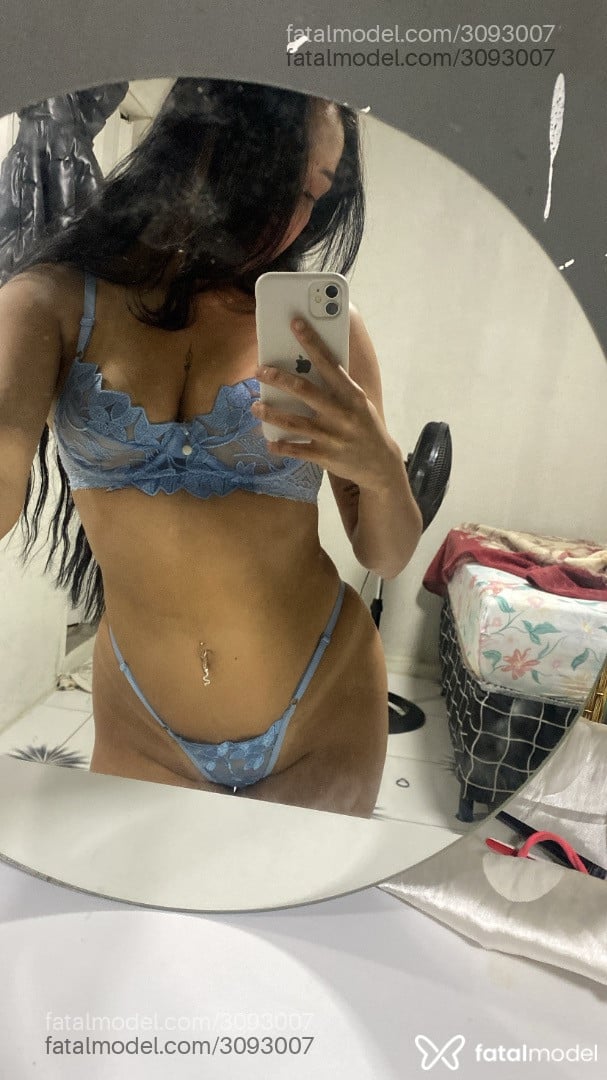 Acompanhante mulher morena (o) de olhos castanhos - Bianca