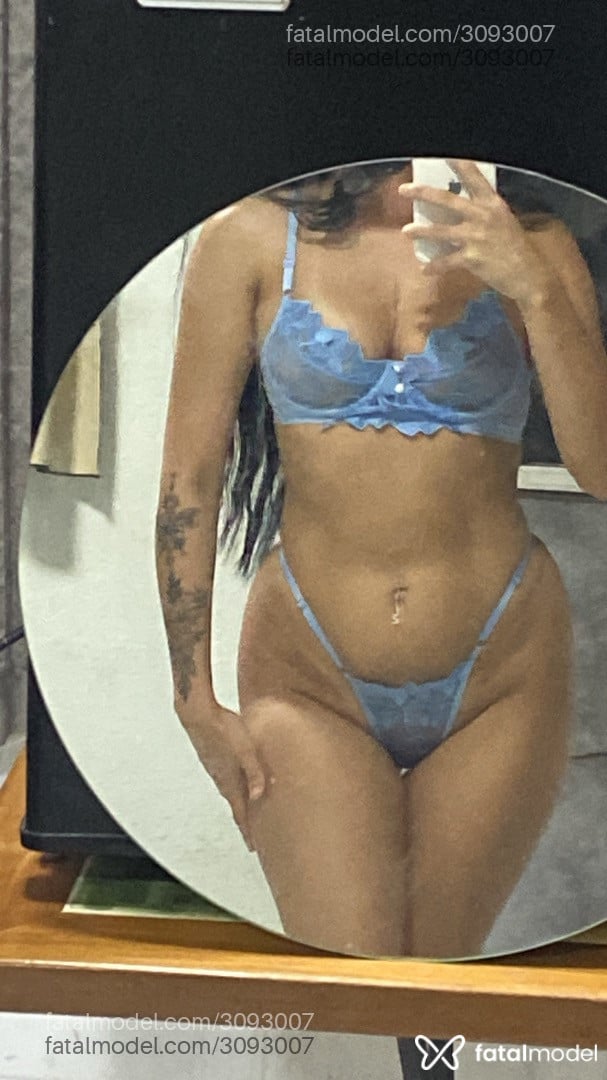Acompanhante mulher morena (o) de olhos castanhos - Bianca