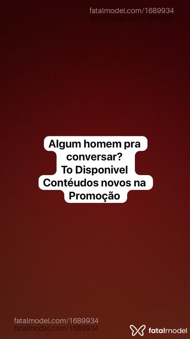Acompanhante mulher trans morena (o) de olhos castanhos - Kefyra