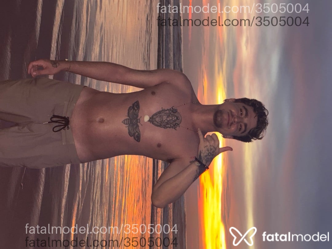 Acompanhante homem morena (o) de olhos castanhos - Joe Stonem
