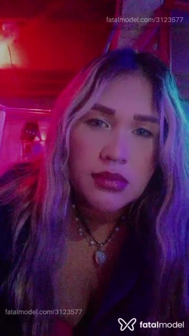 Acompanhante mulher loira (o) de olhos castanhos em Tubarão Acompanhante mulher loira (o) de olhos castanhos em Tubarão - Lunna