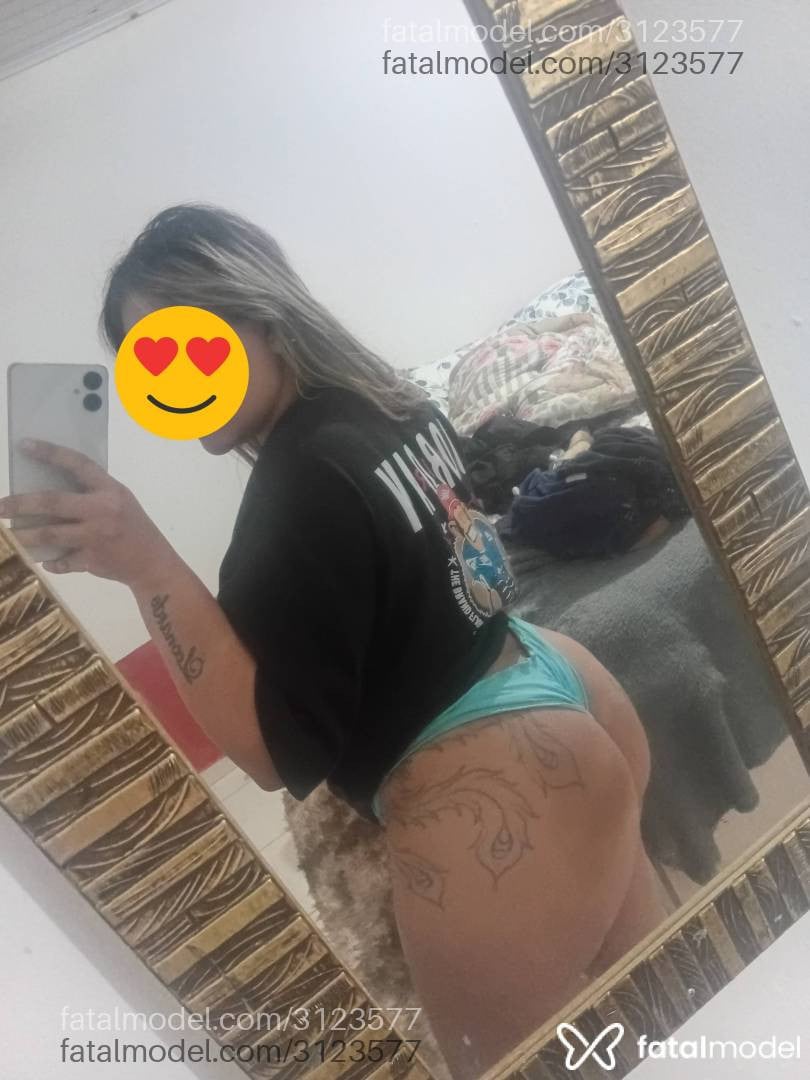 Acompanhante mulher loira (o) de olhos castanhos em Tubarão - Lunna