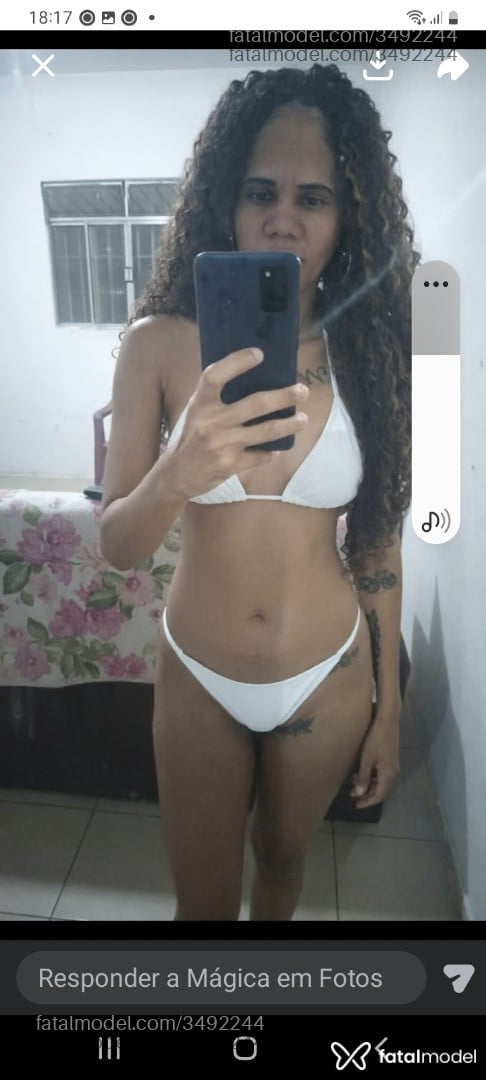 Acompanhante mulher com cabelo castanho de olhos castanhos - Fabiana