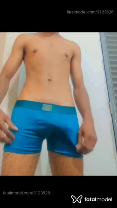 Acompanhante homem morena (o) de olhos pretos em Goiânia - Jota Oliver