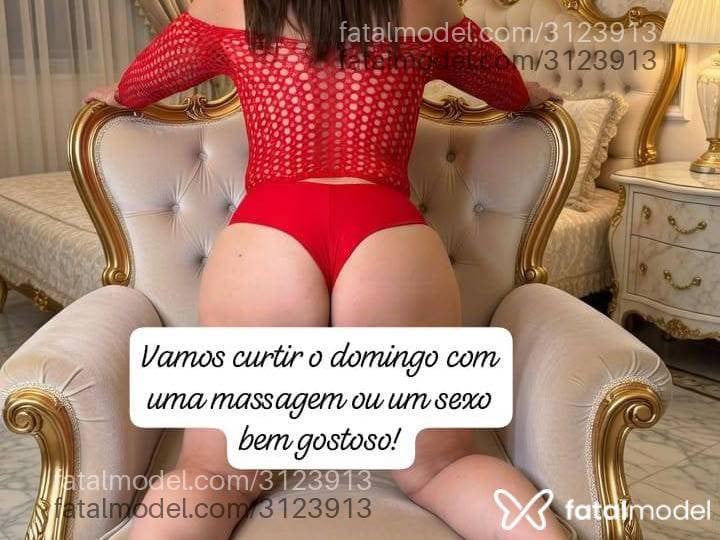 Acompanhante mulher com cabelo castanho de olhos mel - Zara