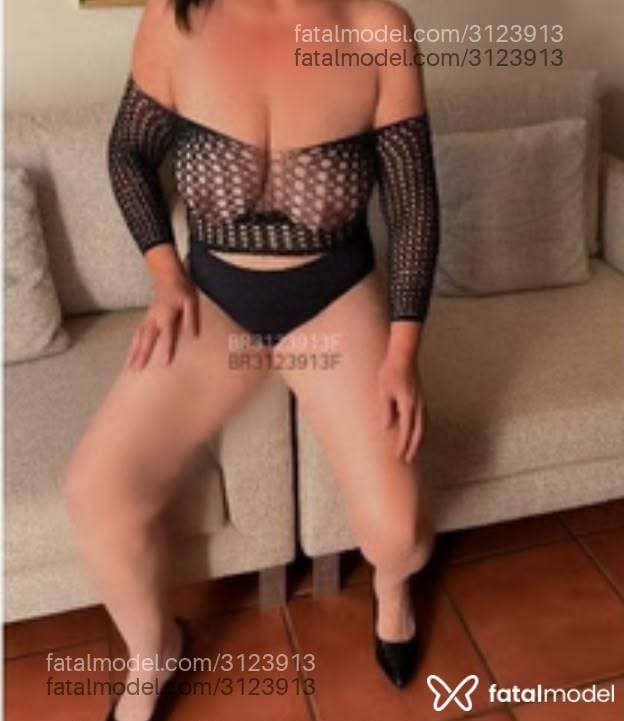 Acompanhante mulher com cabelo castanho de olhos mel em Ourinhos - Zara