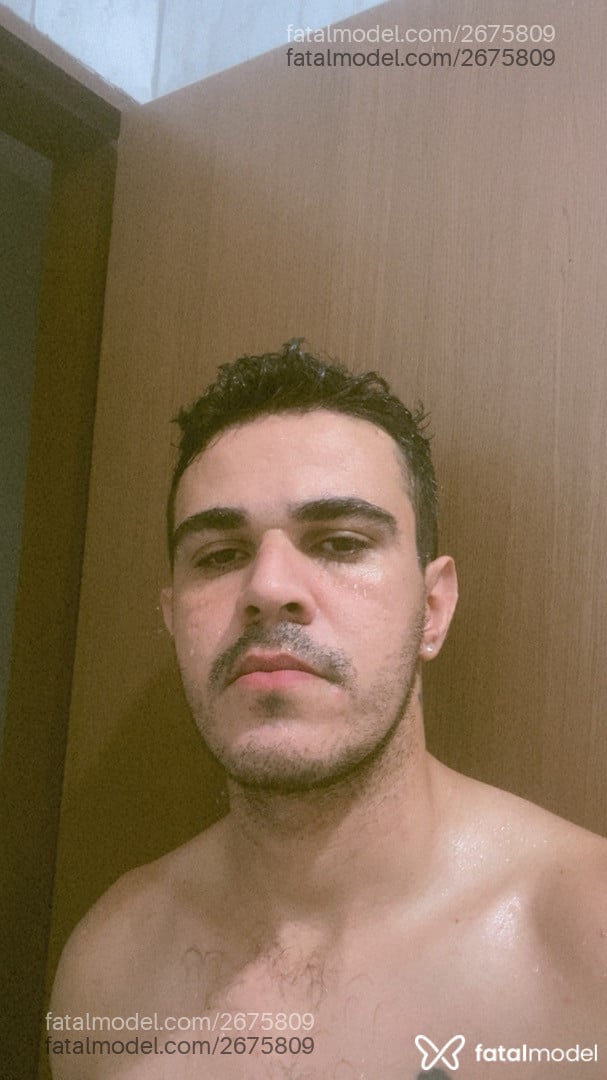 Acompanhante homem com cabelo castanho de olhos castanhos - Poxabetohot
