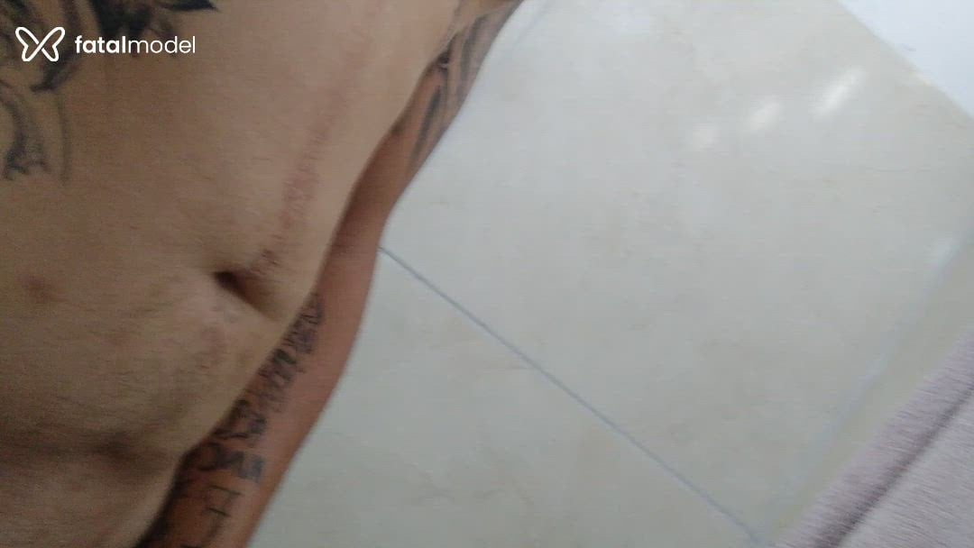 Acompanhante homem loira (o) de olhos castanhos - Vinicius