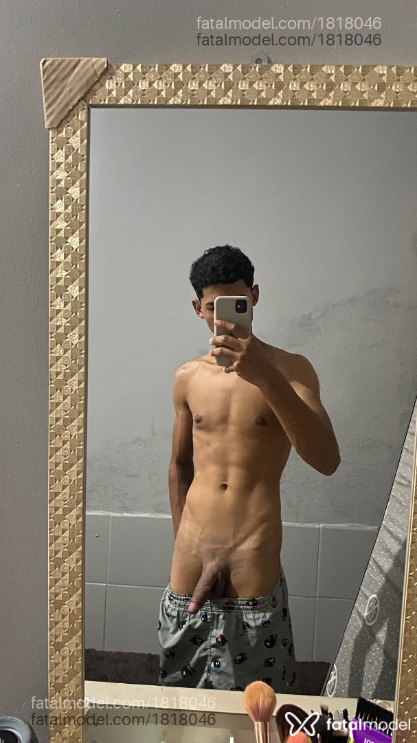 Acompanhante homem morena (o) de olhos pretos - Alanzinho