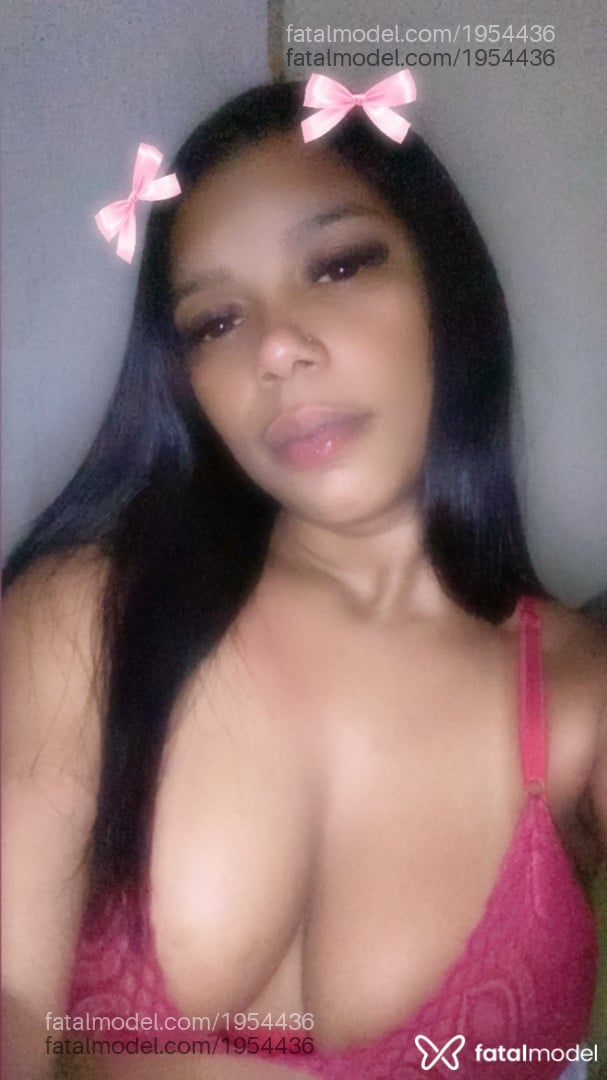 Acompanhante mulher morena (o) de olhos castanhos - Bruna