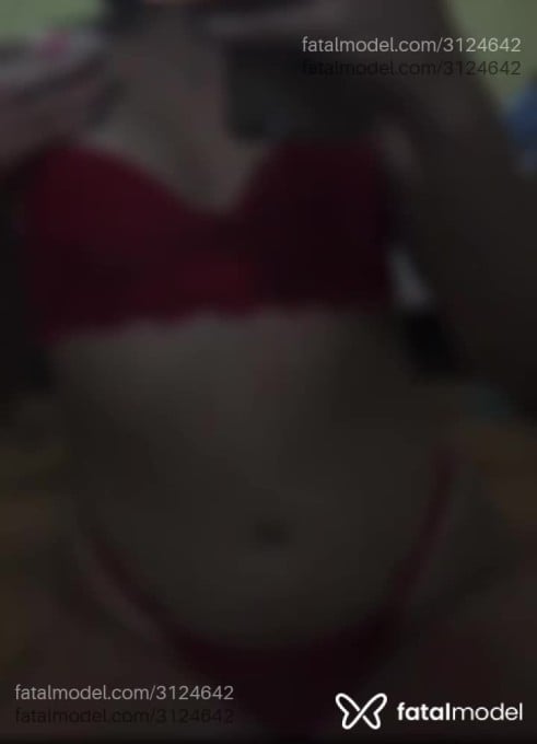 Acompanhante mulher morena (o) de olhos azuis em Sobral Acompanhante mulher morena (o) de olhos azuis em Sobral - Mylle