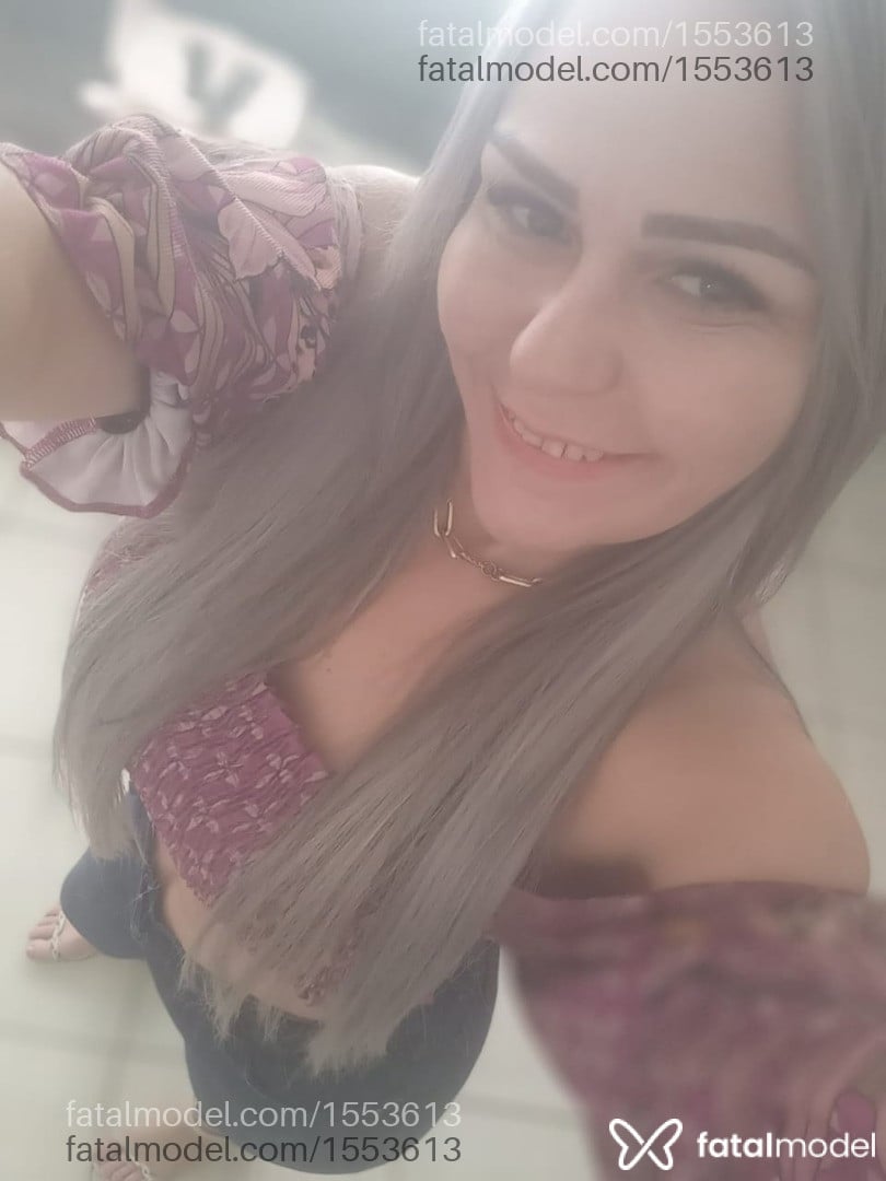 Acompanhante mulher loira (o) de olhos mel - Catherine Shultz