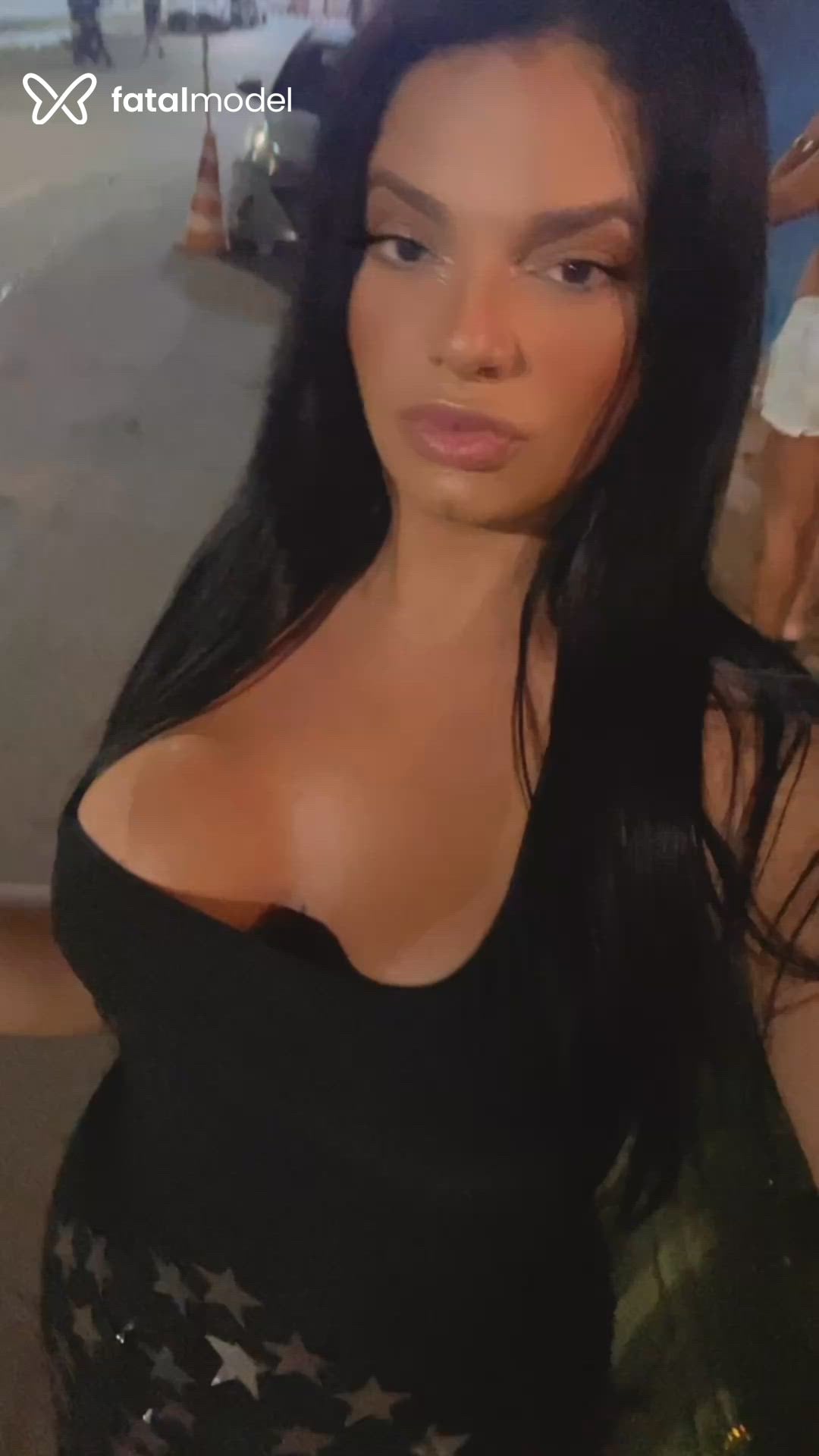 Acompanhante mulher trans morena (o) de olhos castanhos - Morena