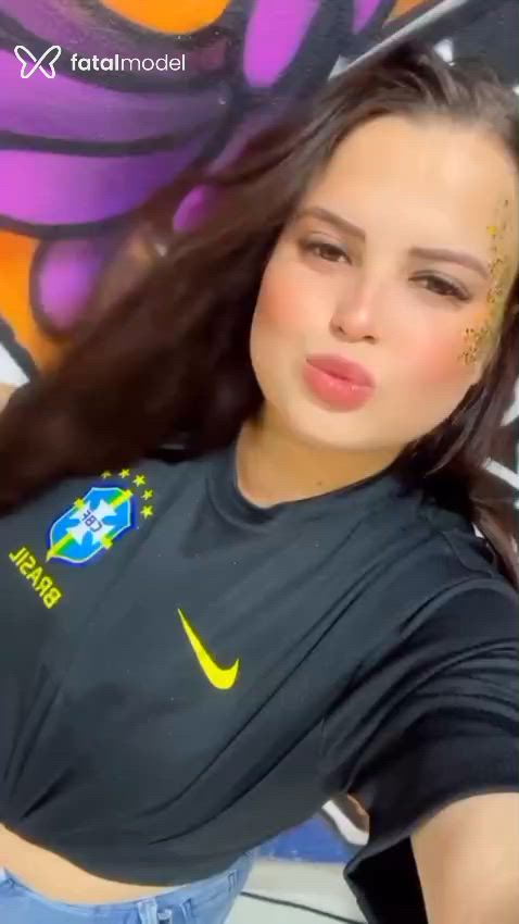 Acompanhante mulher ruiva (o) de olhos mel - Mel Santos Acompanhante mulher ruiva (o) de olhos mel - Mel Santos