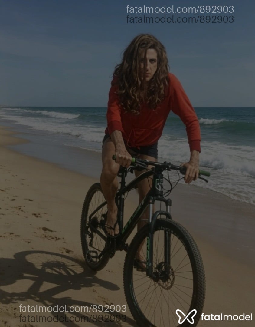 Acompanhante mulher trans loira (o) de olhos castanhos - Veruska Reis