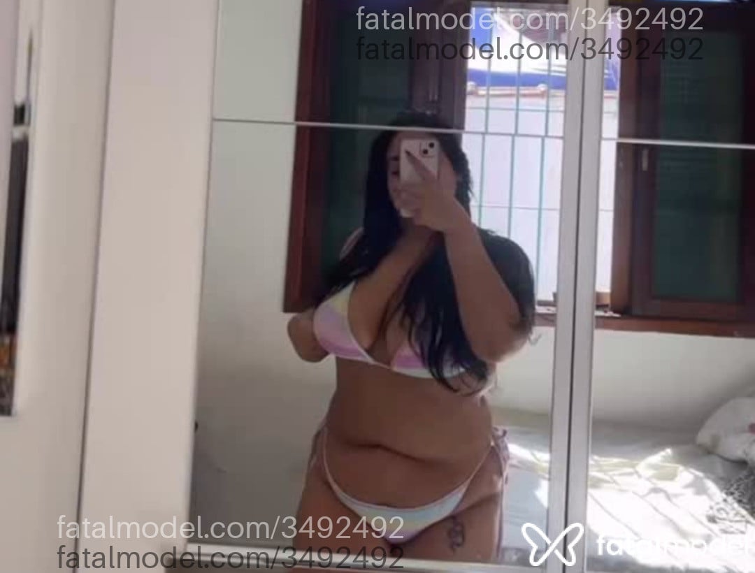 Acompanhante mulher morena (o) de olhos castanhos - Aline