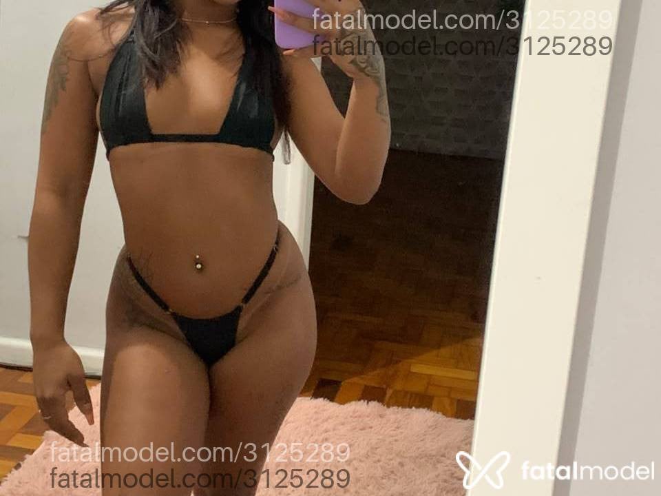 Acompanhante mulher com cabelo colorido de olhos castanhos em Barra Mansa - Mel Andrade