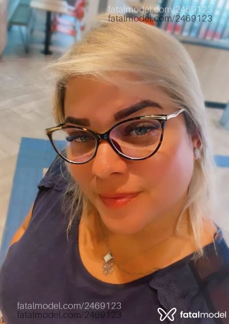 Acompanhante mulher loira (o) de olhos verdes - Pérola Acompanhante mulher loira (o) de olhos verdes - Pérola