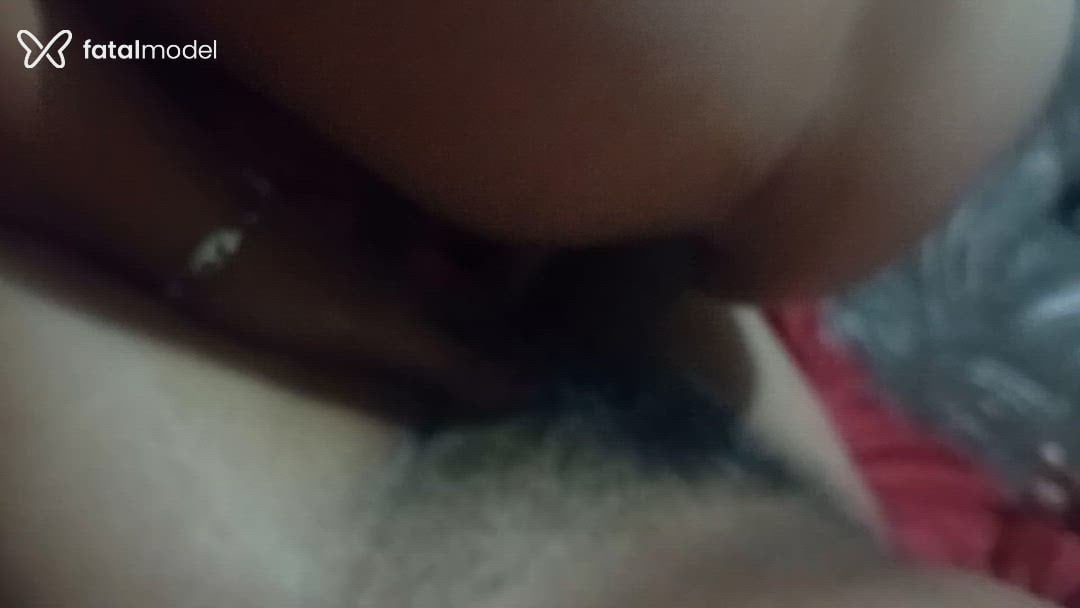 Acompanhante homem com cabelo castanho de olhos verdes - Luquinha