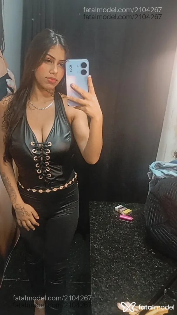 Acompanhante mulher morena (o) de olhos castanhos - Eduarda