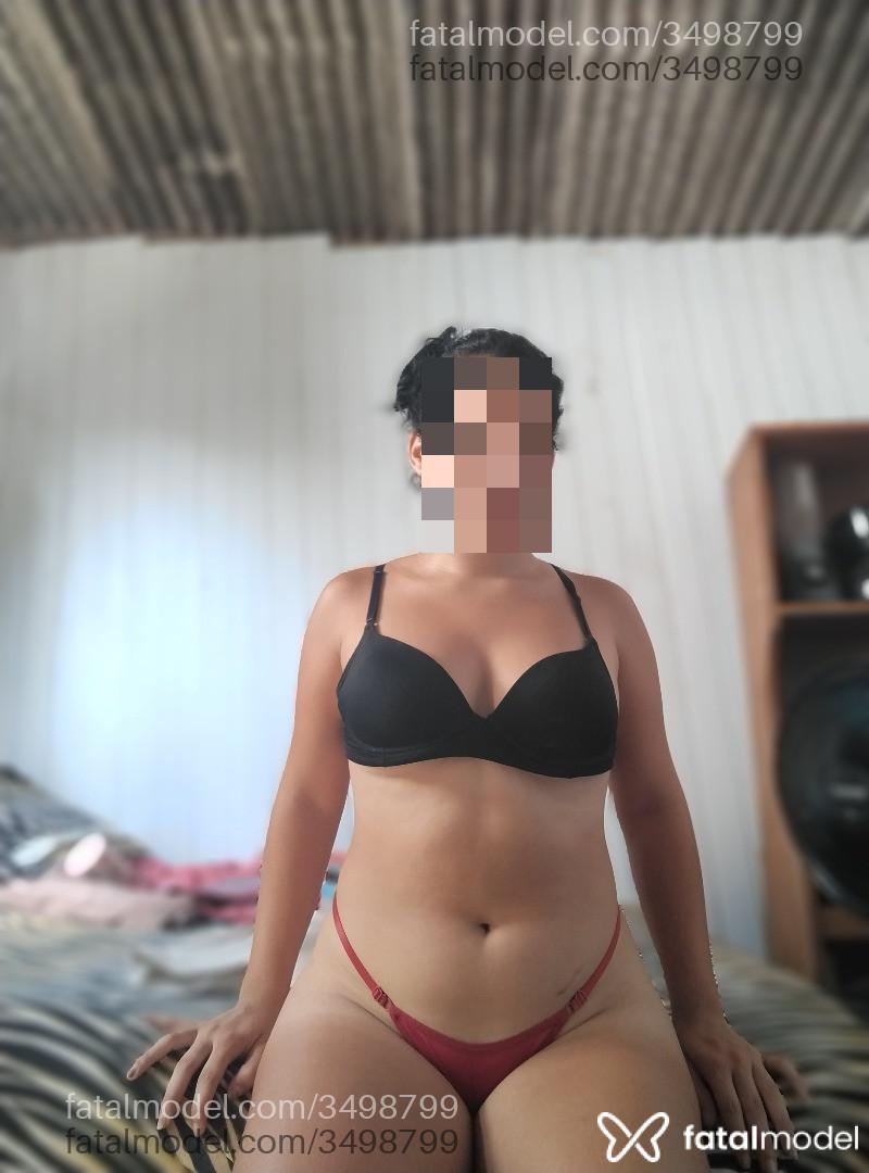 Acompanhante mulher morena (o) de olhos pretos - Yasmin Rocha