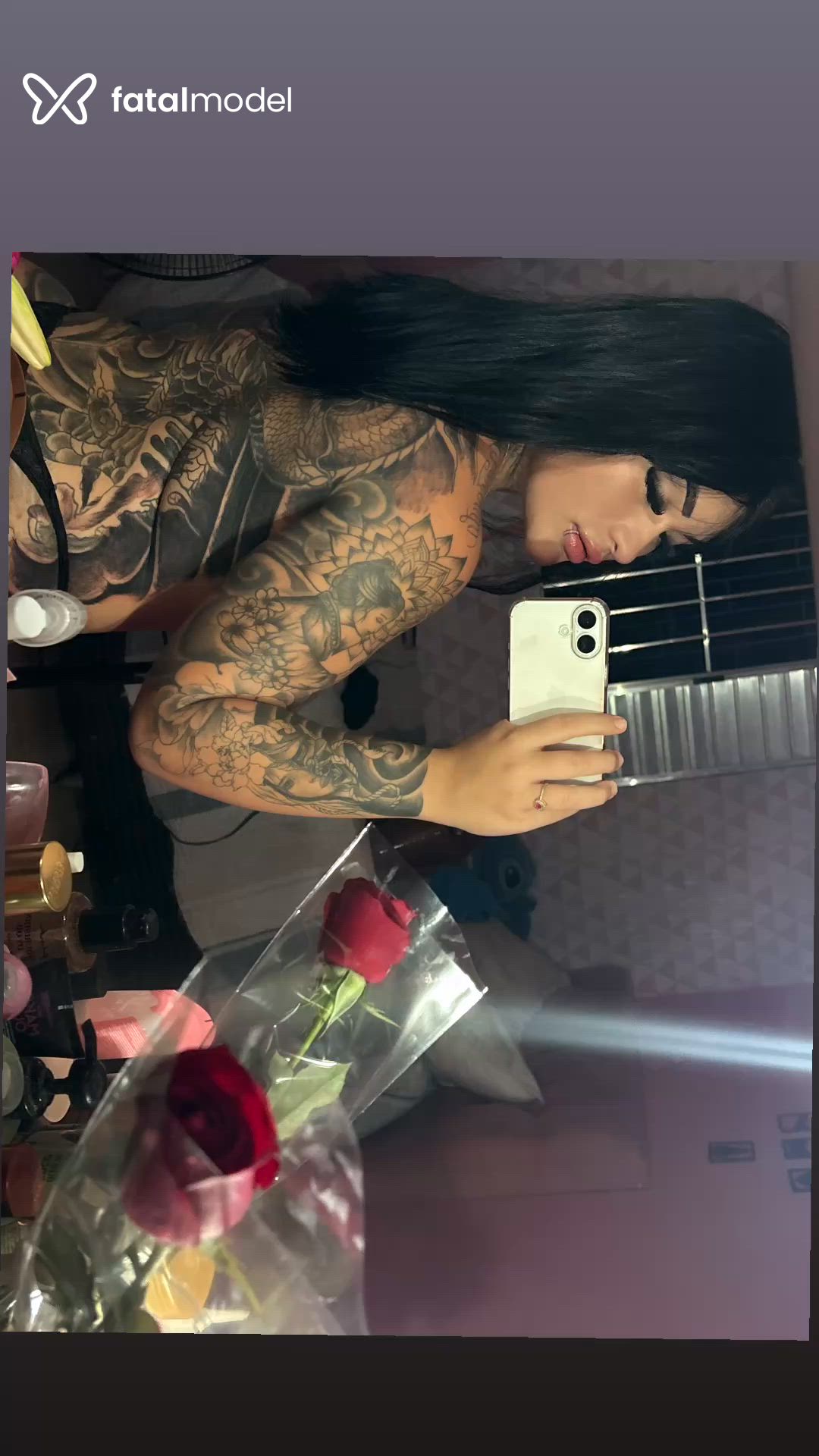 Acompanhante mulher morena (o) de olhos castanhos - Hariadny Acompanhante mulher morena (o) de olhos castanhos - Hariadny