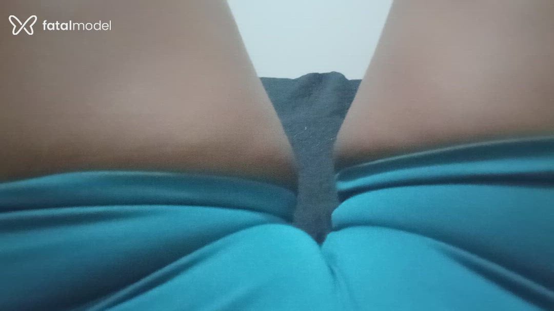 Acompanhante mulher com cabelo castanho de olhos castanhos - Thalita