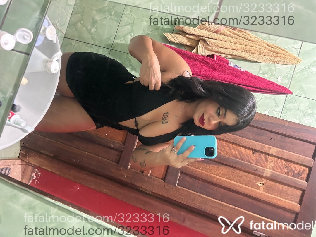 Acompanhante mulher morena (o) de olhos castanhos - Bruna