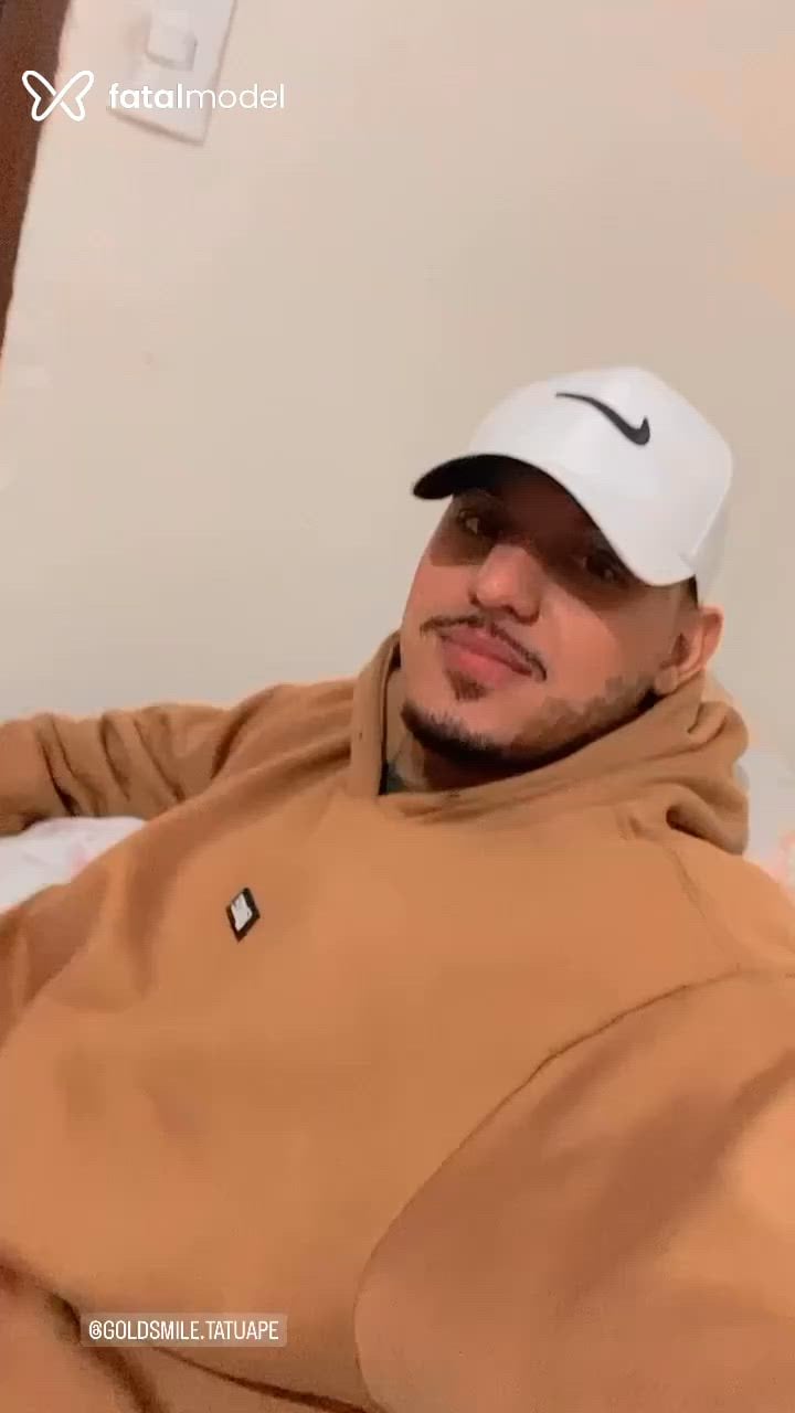 Acompanhante homem com cabelo castanho de olhos castanhos - Don Lennon