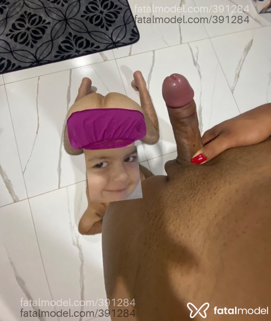 Acompanhante mulher trans com cabelo castanho de olhos mel - Kamylla Travestir