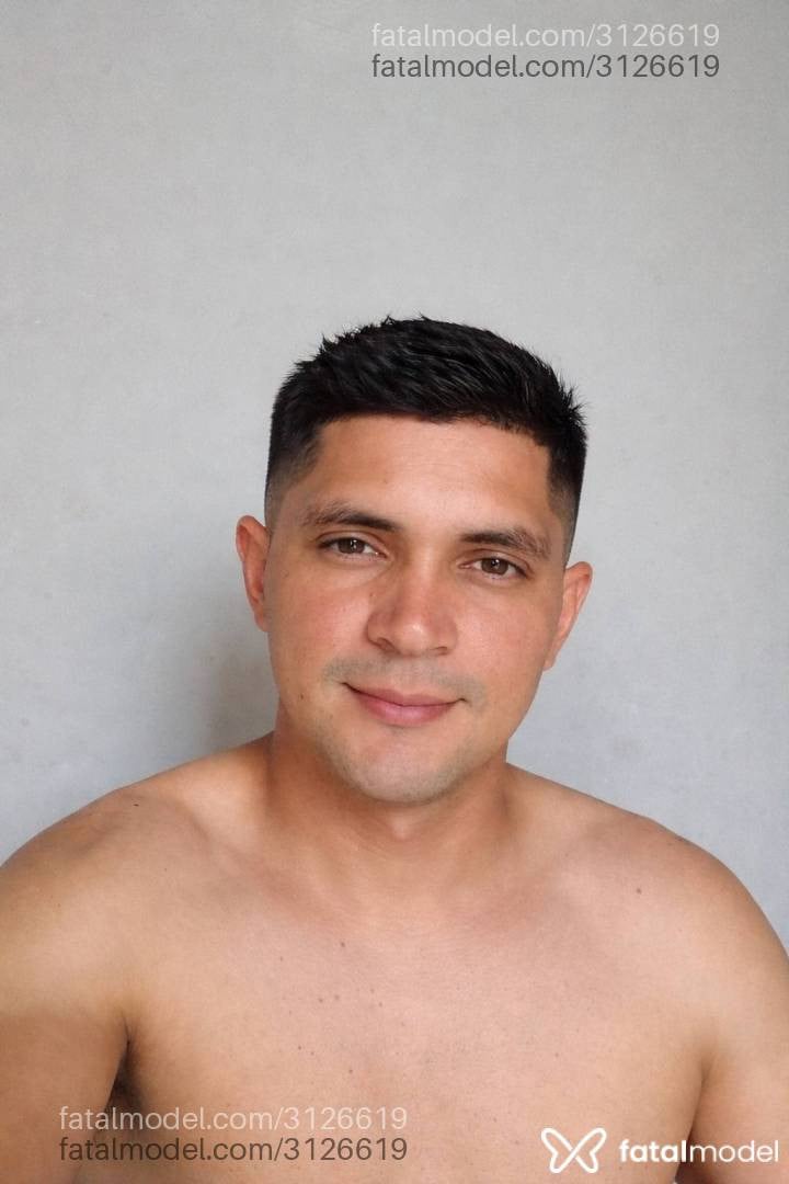 Acompanhante homem morena (o) de olhos castanhos em Virtual - Jose Josua