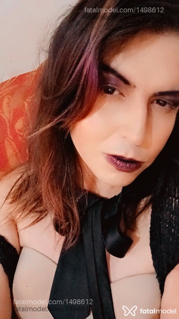 Acompanhante homem com cabelo colorido de olhos castanhos - Lord Bodyhot