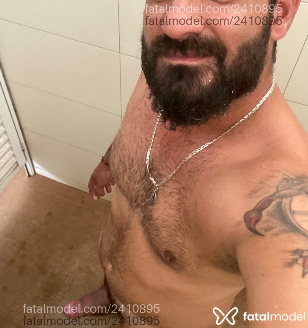 Acompanhante homem morena (o) de olhos castanhos - Matheus