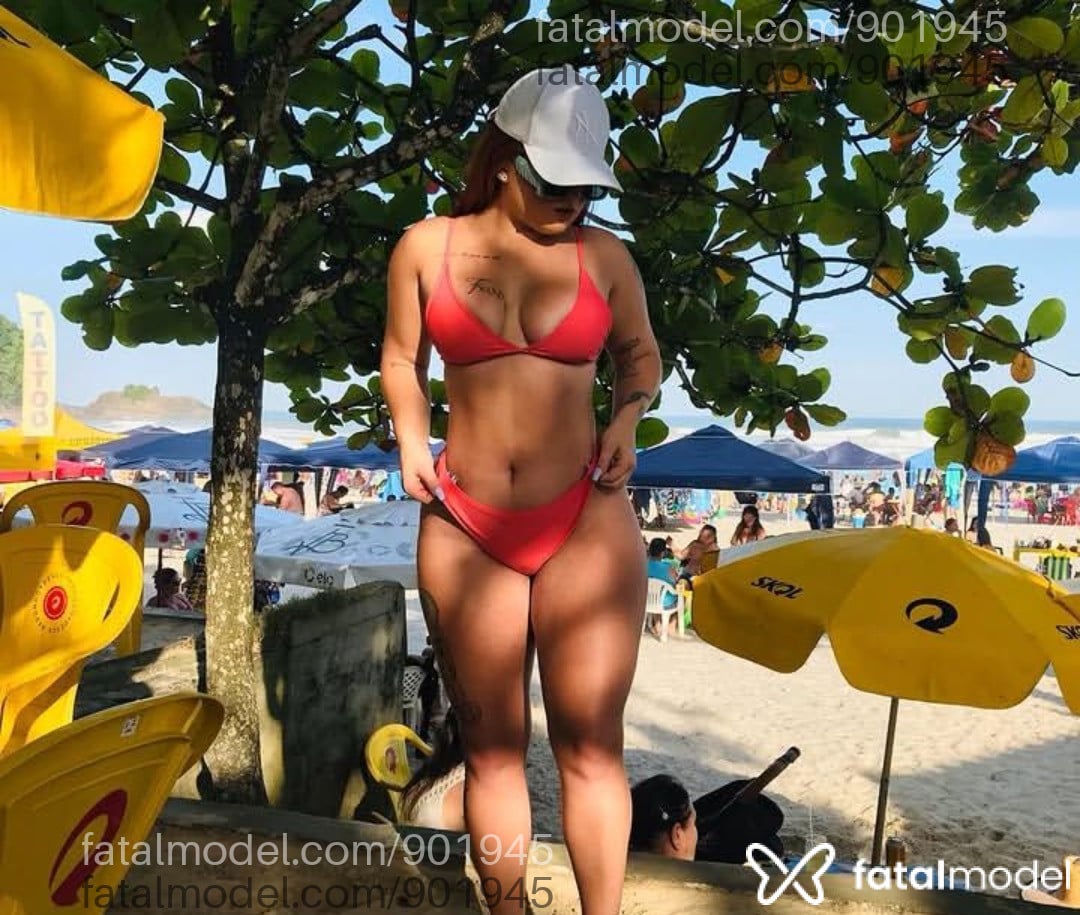 Acompanhante mulher ruiva (o) de olhos castanhos - Clara ferraz