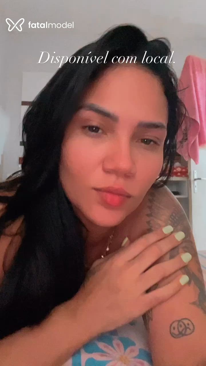 Acompanhante mulher morena (o) de olhos pretos - Mary Jhene