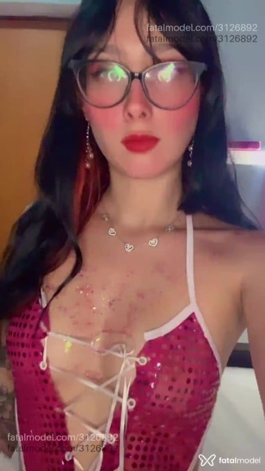 Acompanhante mulher morena (o) de olhos verdes em Ribeirão Preto - Ruby