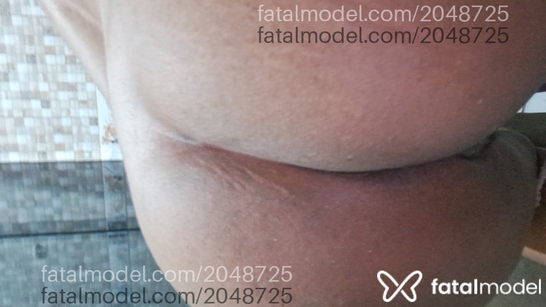 Acompanhante mulher morena (o) de olhos pretos - Denise Mil Graus