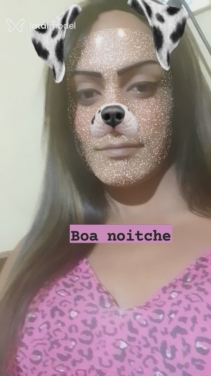Acompanhante mulher trans morena (o) de olhos castanhos - Danny