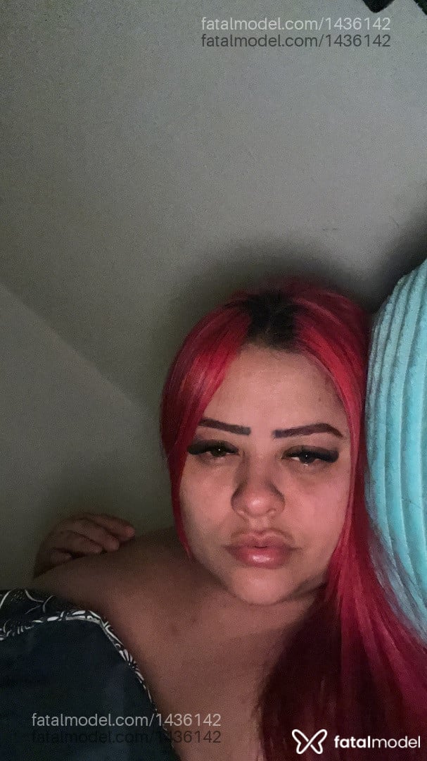 Acompanhante mulher ruiva (o) de olhos mel - Pamela