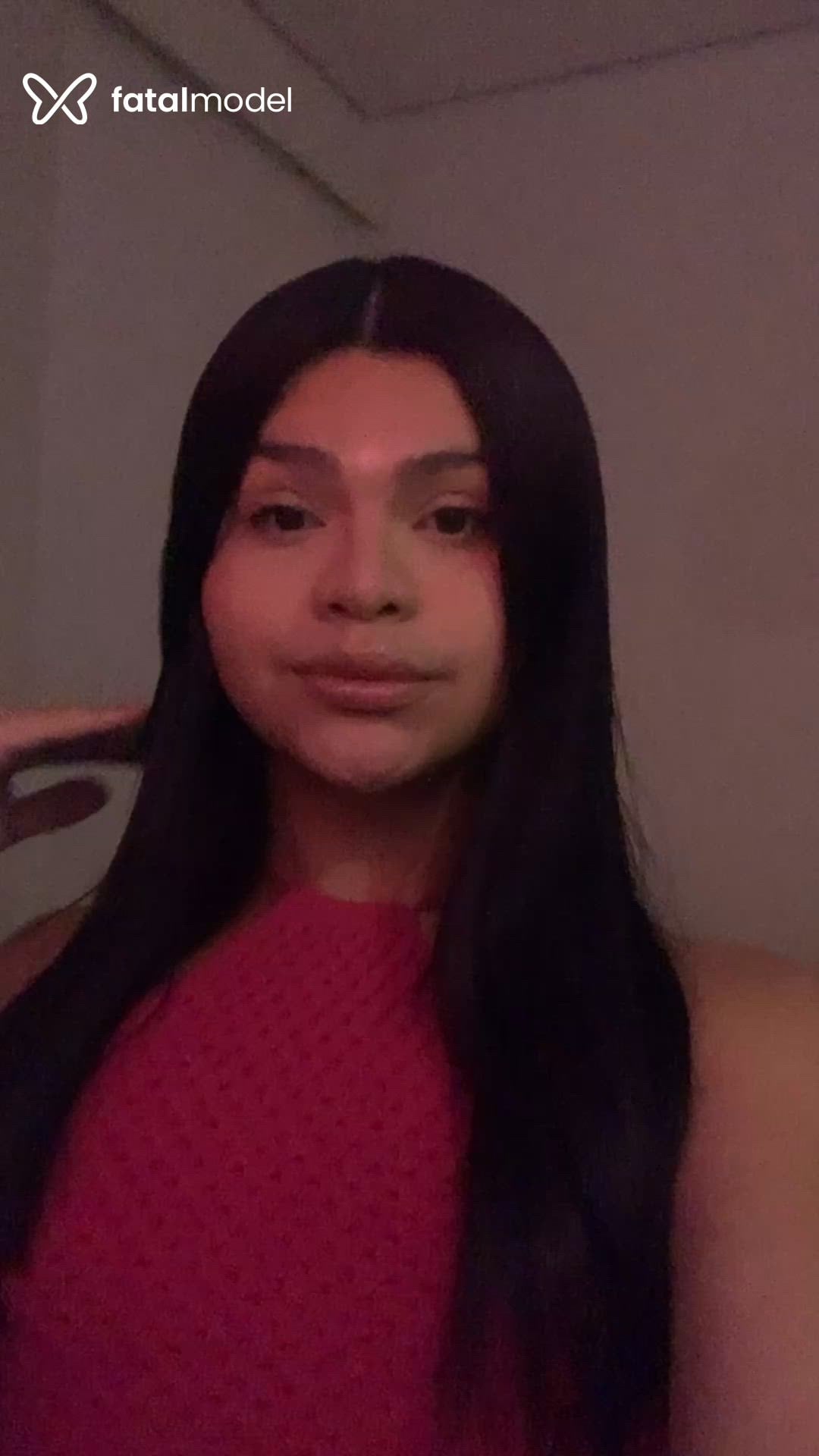 Acompanhante mulher trans morena (o) de olhos castanhos - Laura Cavalcante