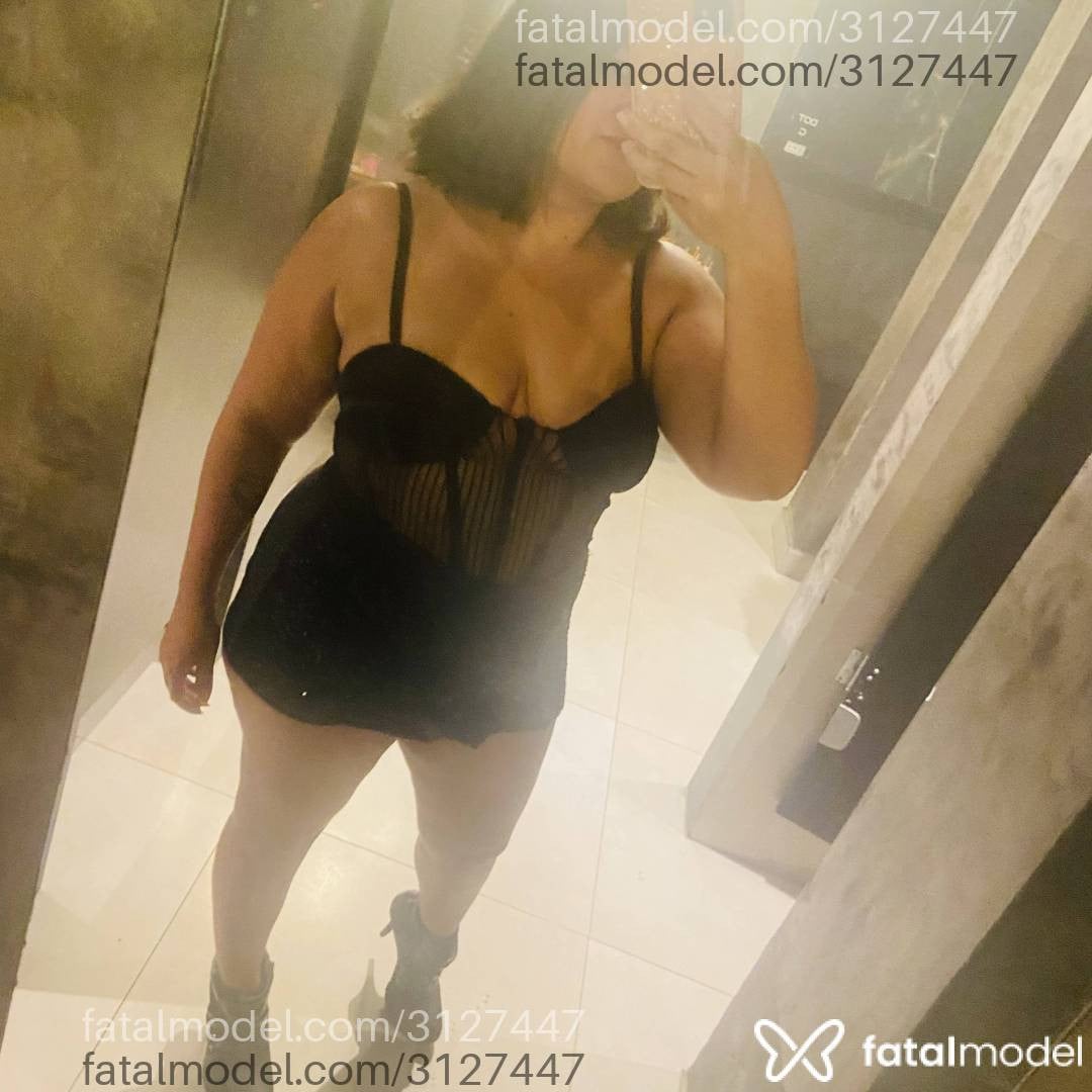 Acompanhante mulher com cabelo castanho de olhos mel em Santo André - Andyy