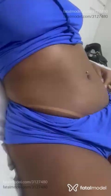 Acompanhante mulher morena (o) de olhos pretos - Ludy Martinelli
