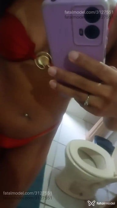 Acompanhante mulher com cabelo castanho de olhos castanhos em Contagem - Amanda