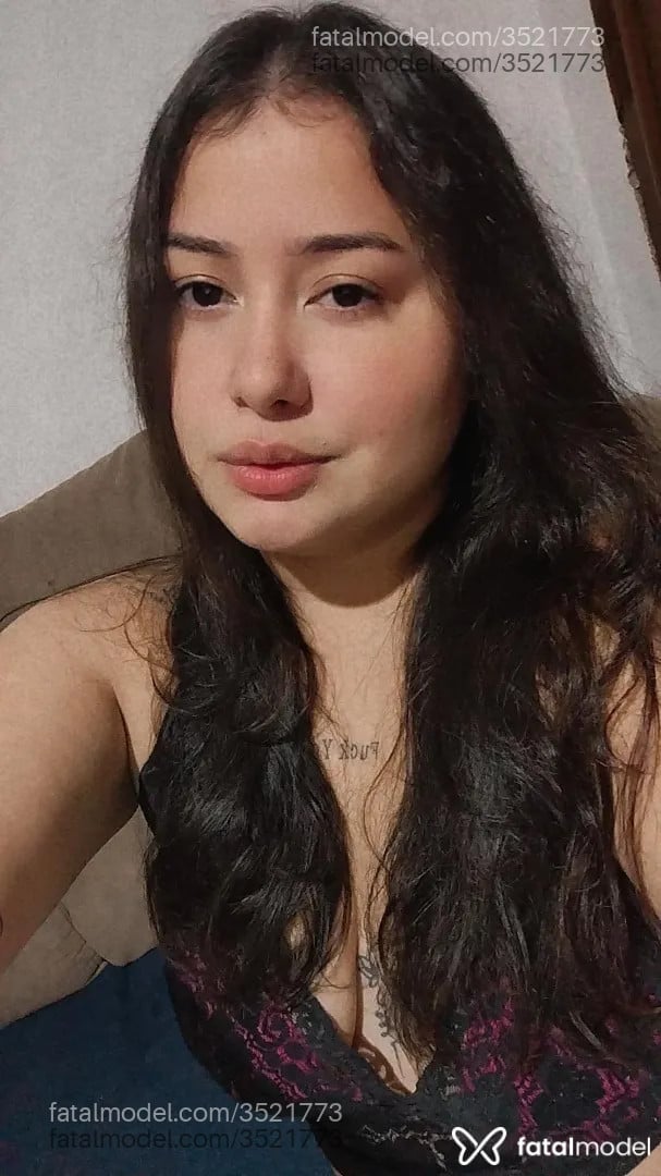 Acompanhante mulher morena (o) de olhos castanhos - Belzinha Acompanhante mulher morena (o) de olhos castanhos - Belzinha