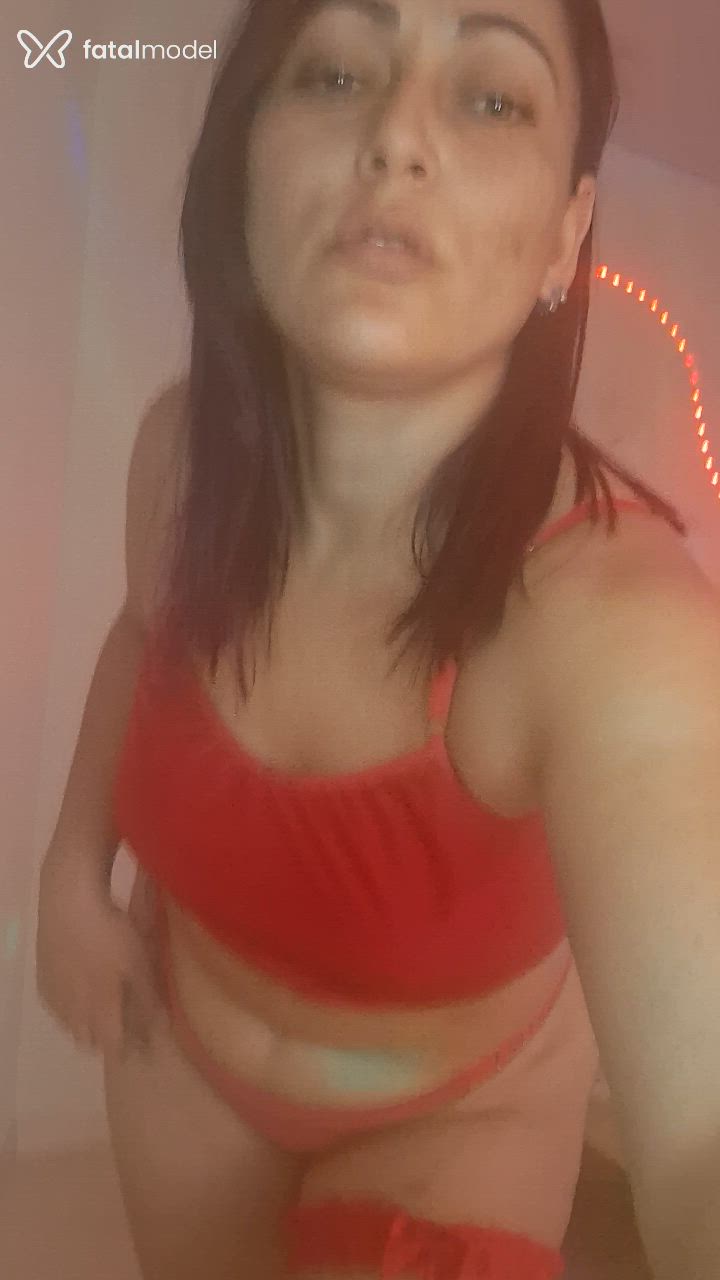 Acompanhante mulher morena (o) de olhos castanhos - Erika Gomes