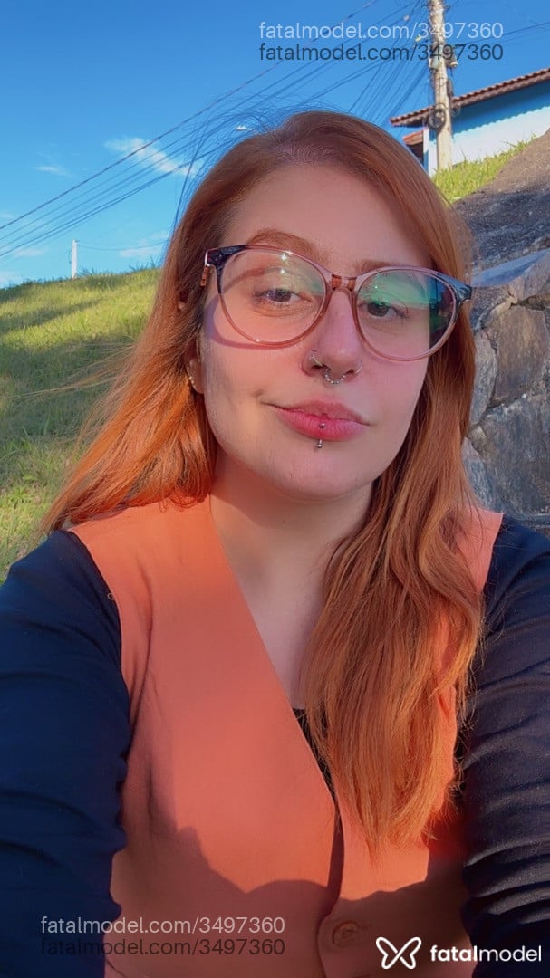 Acompanhante mulher ruiva (o) de olhos castanhos - Katyruiva