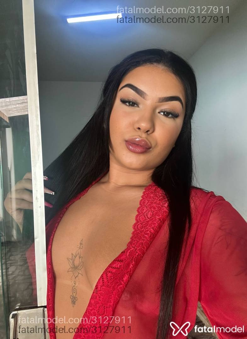 Acompanhante mulher morena (o) de olhos castanhos - ágatha