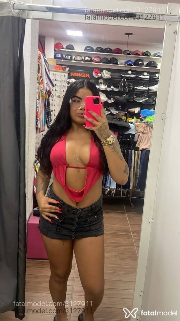 Acompanhante mulher morena (o) de olhos castanhos - ágatha