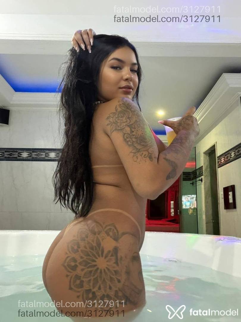 Acompanhante mulher morena (o) de olhos castanhos - ágatha